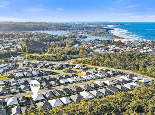24a Como Avenue, Burrill Lake, NSW 2539