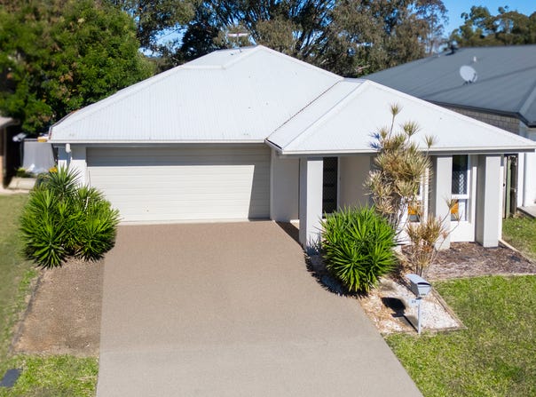 54 Benham Ave, Kallangur, Qld 4503