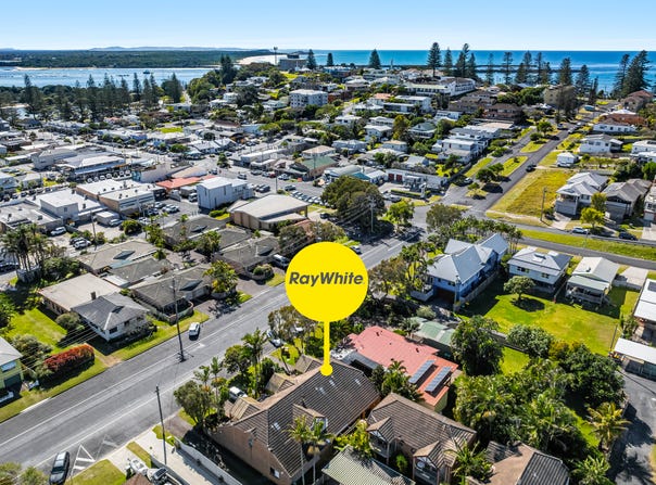 1/16 Beach Street, Yamba, NSW 2464