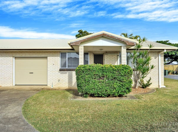 2/9 Avenell Street, Avenell Heights, Qld 4670