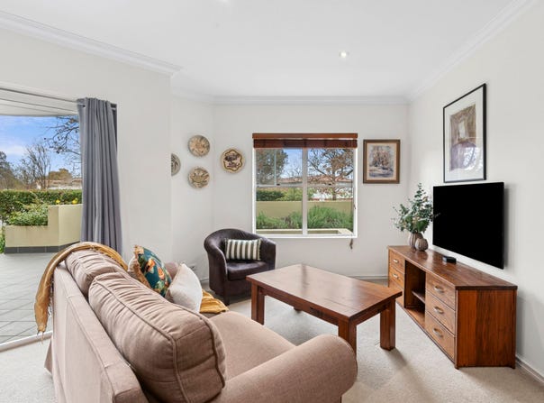 4/20 New South Wales Crescent, Forrest, ACT 2603