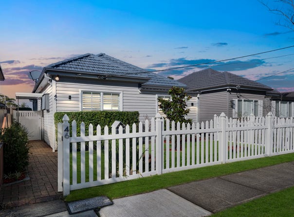 46 Phillip Street, Roselands, NSW 2196