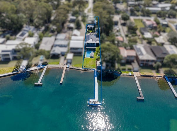 219 Coal Point Road, Coal Point, NSW 2283