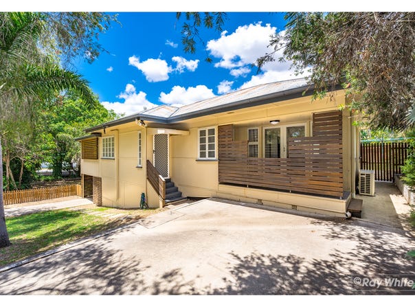 270 Upper Dawson Road, The Range, Qld 4700