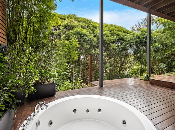 8 Masthead Place, Berkeley, NSW 2506