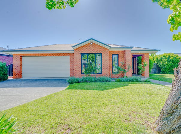 19 Toner Avenue, Myrtleford, Vic 3737