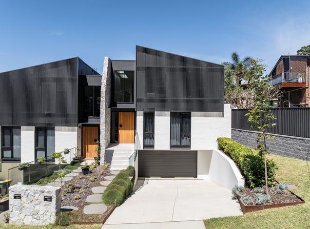 38B Kanangra Drive, Thirroul, NSW 2515