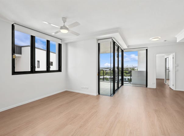 260/1 Parnell Boulevard, Robina, Qld 4226