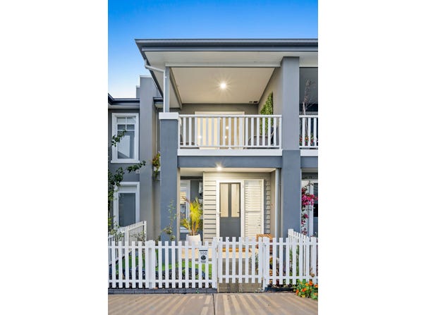 105 Carter Road, Armstrong Creek, Vic 3217