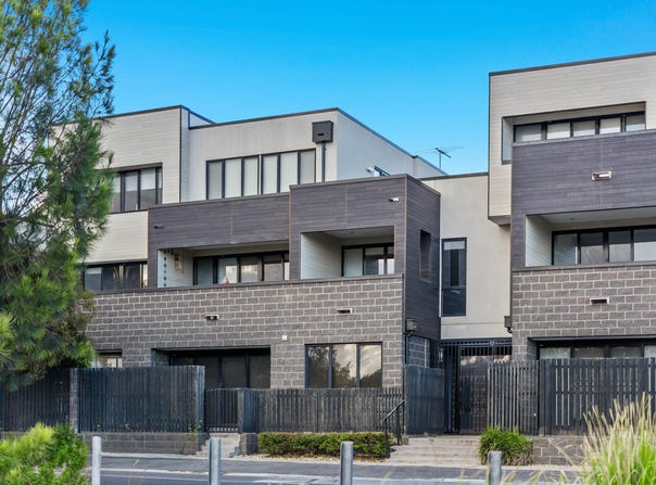 18/11 Monckton Place, Caroline Springs, Vic 3023