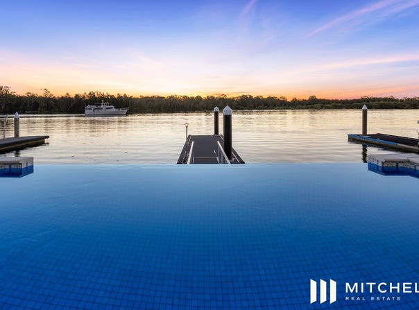5256 Marine Drive North, Sanctuary Cove, Qld 4212