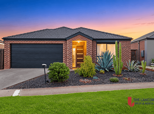 6 Clement Way, Melton South, Vic 3338