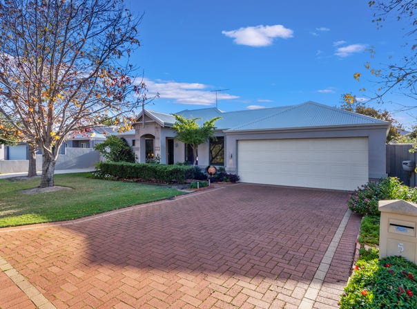5 Onslow Court, Erskine, WA 6210