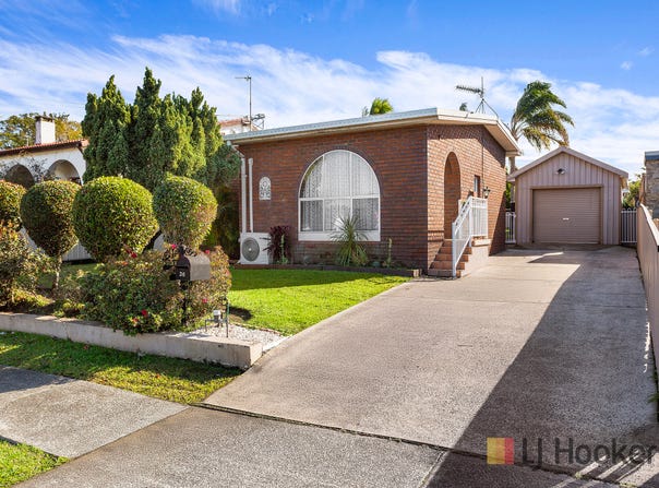 36 Kingston Street, Oak Flats, NSW 2529