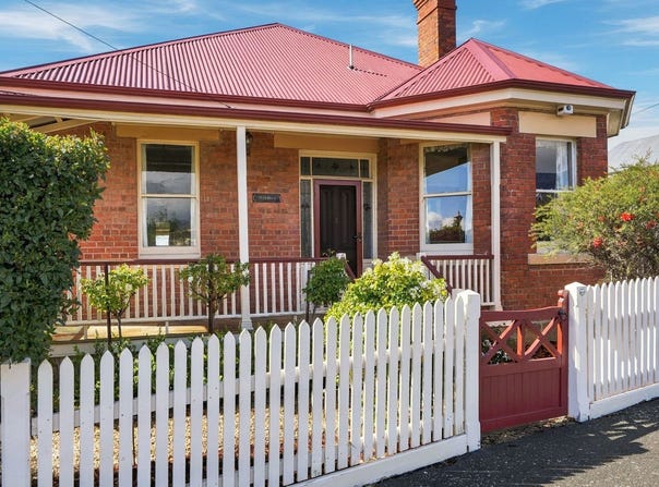 11 Hope Street, New Town, Tas 7008