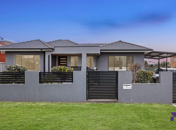 2 Kareela Crescent, Greenacre, NSW 2190