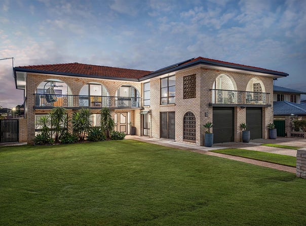 8 Fenimore Street, Wishart, Qld 4122