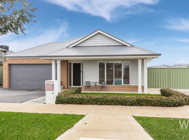 7 Cream Parade, Kilmore, Vic 3764