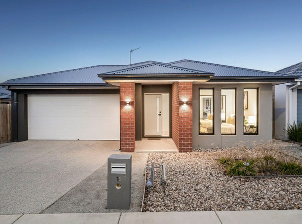 19 Cardamon Street, Armstrong Creek, Vic 3217