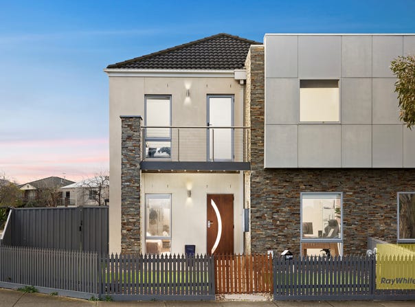 61 Central Park Avenue, Point Cook, Vic 3030