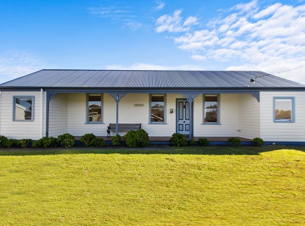 35 Foreshore Road, Seaspray, Vic 3851