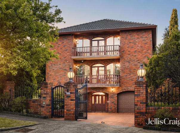7 Benalong Court, Doncaster, Vic 3108