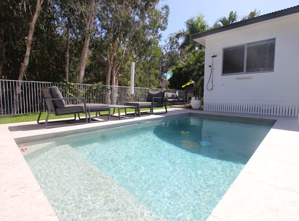18 Pandanus Drive, Horseshoe Bay, Qld 4819