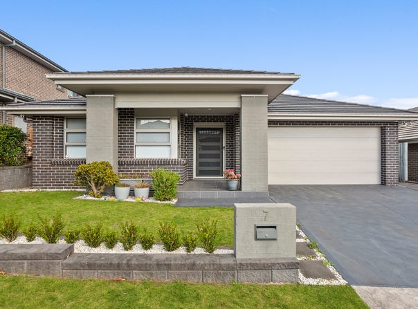 7 Berrima Street, Tullimbar, NSW 2527