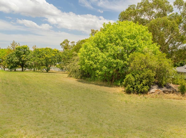 128A Edwards Street, Young, NSW 2594
