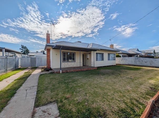 6 Burton Street, Swan Hill, Vic 3585