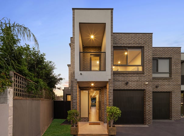 12a Essington Crescent, Sylvania, NSW 2224