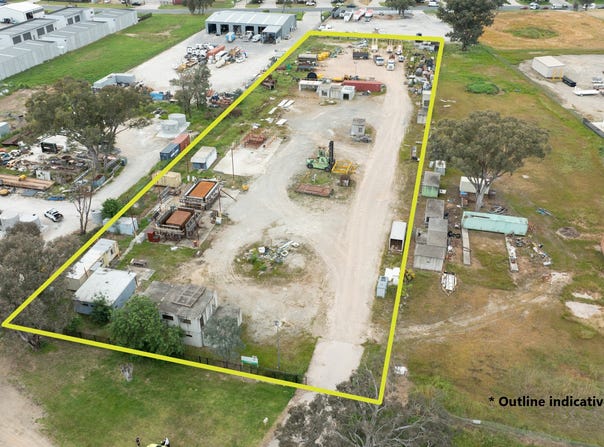 16 Racecourse Rd, Thurgoona, NSW 2640