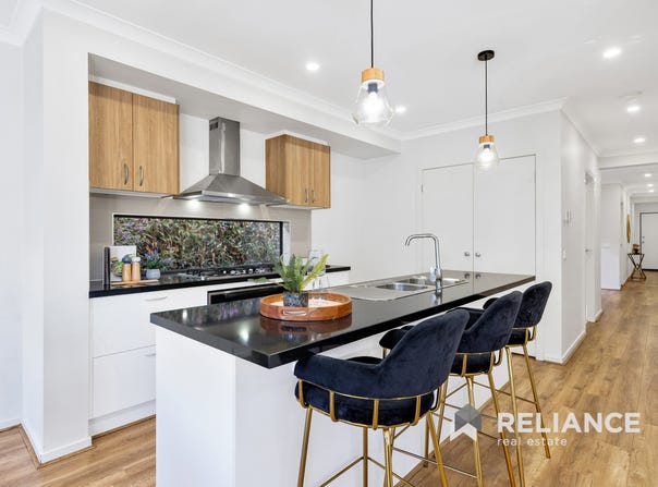 21 Award Crescent, Truganina, Vic 3029