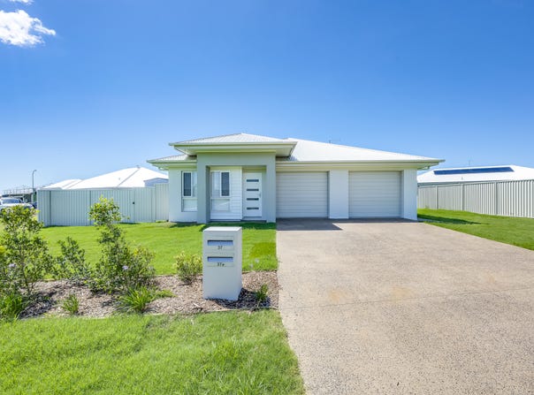 37 Sea Pearl Drive, Elliott Heads, Qld 4670