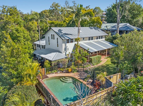 39 Bogunda Street, The Gap, Qld 4061