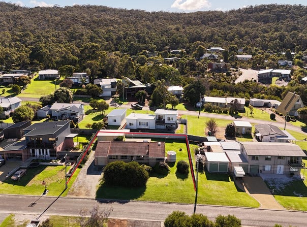 10 Iluka Avenue, Ocean Beach, WA 6333