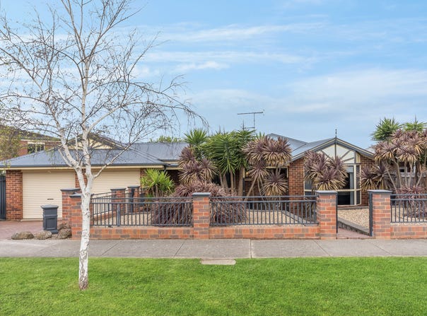 47 Mulquiney Crescent, Highton, Vic 3216