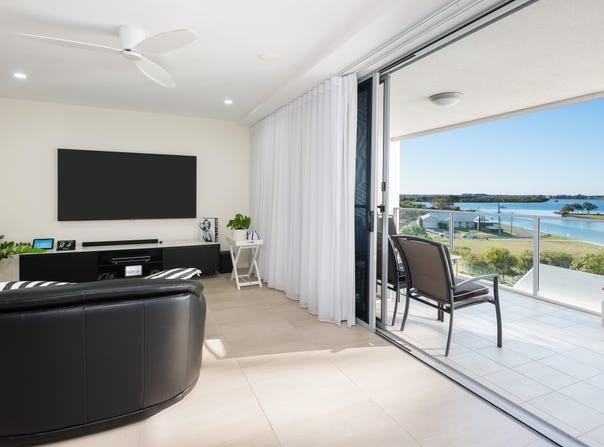 77/93 Sheehan Avenue, Hope Island, Qld 4212