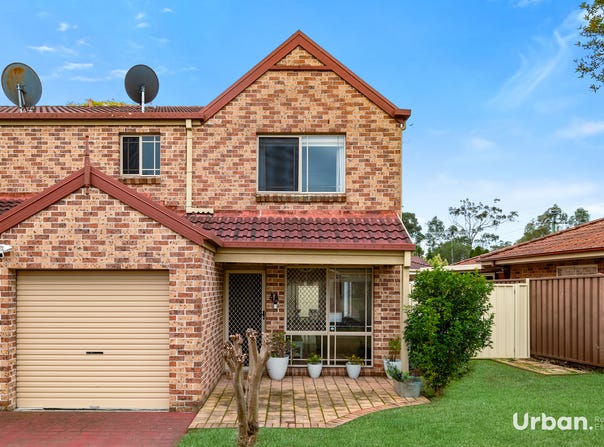 4A Azalea Place, Macquarie Fields, NSW 2564
