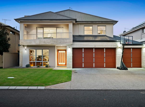 15 Calabria Way, Stirling, WA 6021