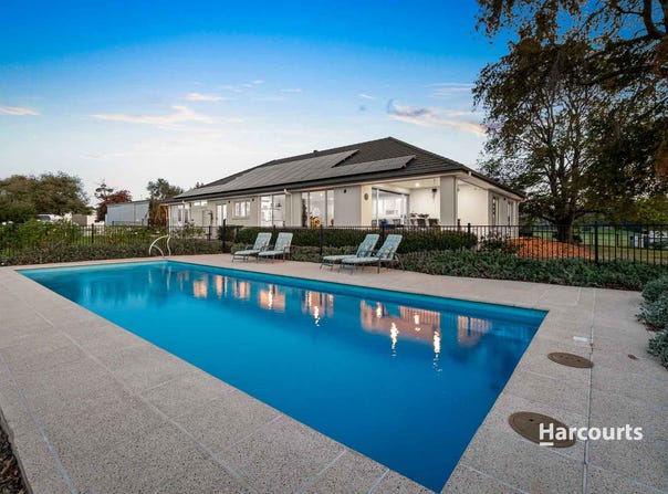 165 Sanders Road, Garfield North, Vic 3814