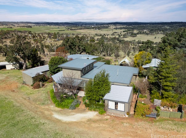 29 Elowera Road, Armidale, NSW 2350