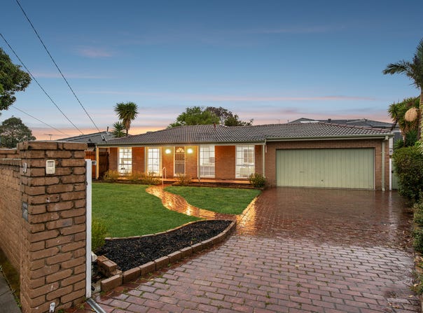 10 Bayville Drive, Dingley Village, Vic 3172