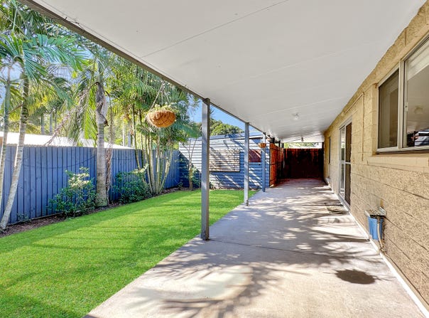20 Davey Drive, Woombye, Qld 4559