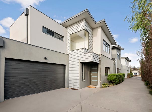 3/51 Van Ness Avenue, Mornington, Vic 3931