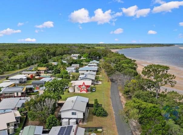 25 Walkers Point Esplanade, Woodgate, Qld 4660