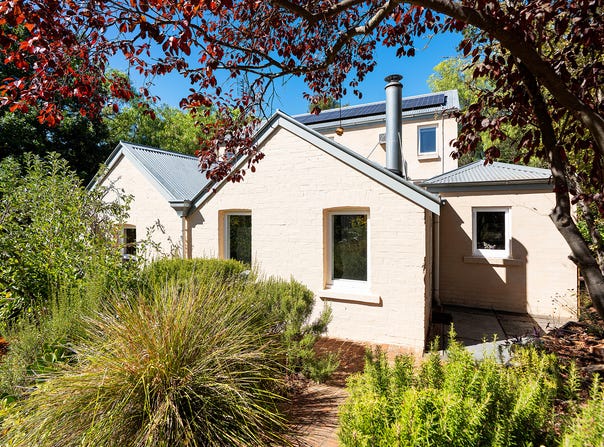 45 Greenhill Avenue, Castlemaine, Vic 3450