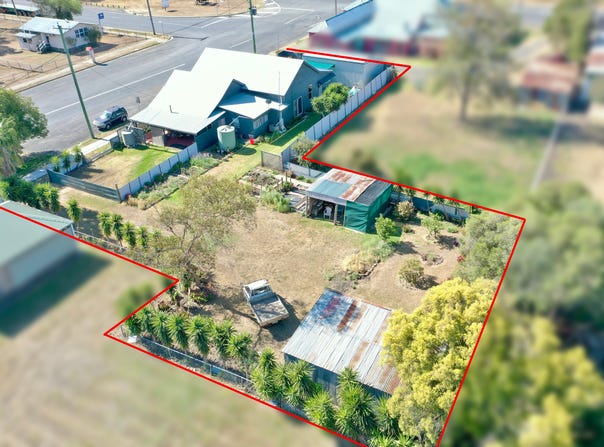 4 Station Street, Jondaryan, Qld 4403
