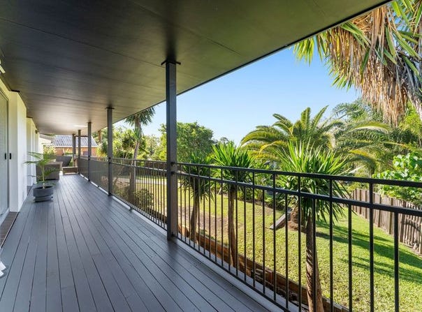 8 Marrantin Court, Carrara, Qld 4211