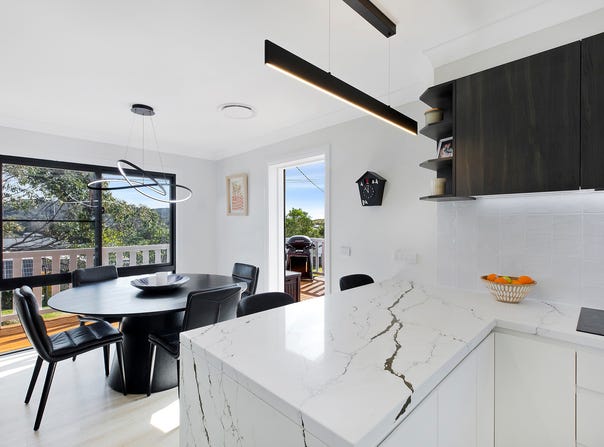7A Lewis Crescent, Forresters Beach, NSW 2260